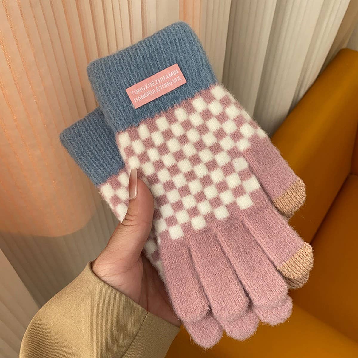 Checkered Touchscreen Gloves, Pink Purple Blue