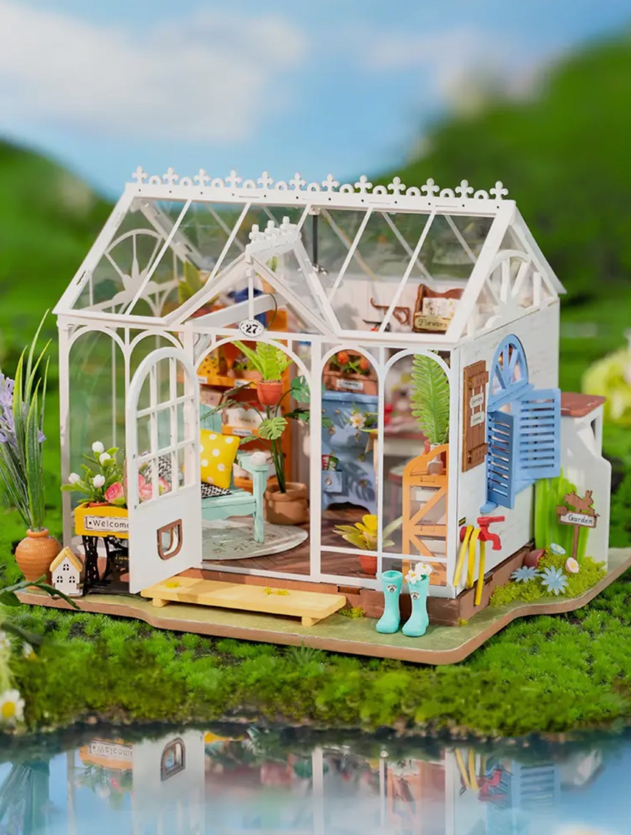 Rolife • Dreamy Garden House DIY Miniature Kit