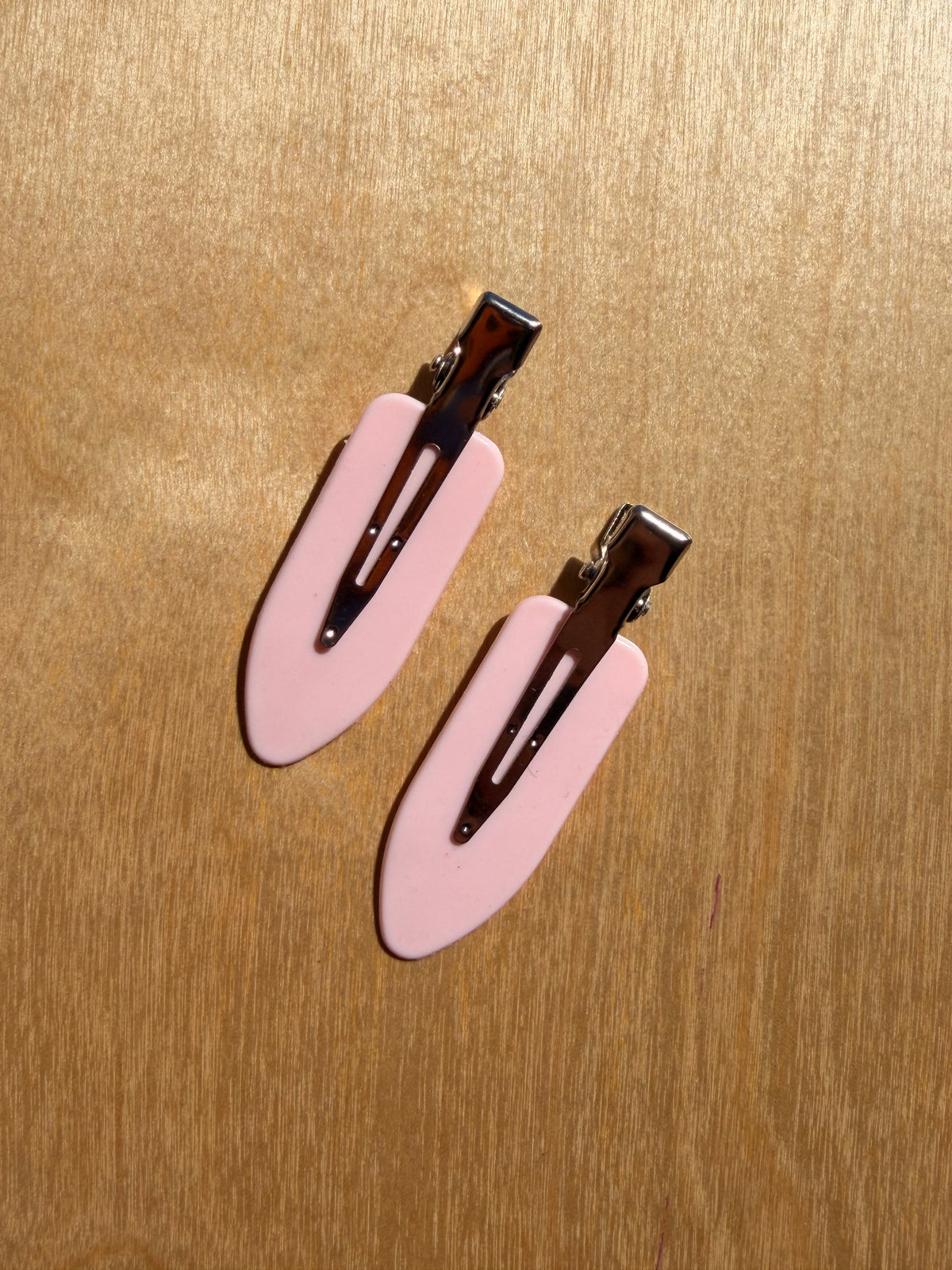 Gigil Studios • Set of 2 Clips