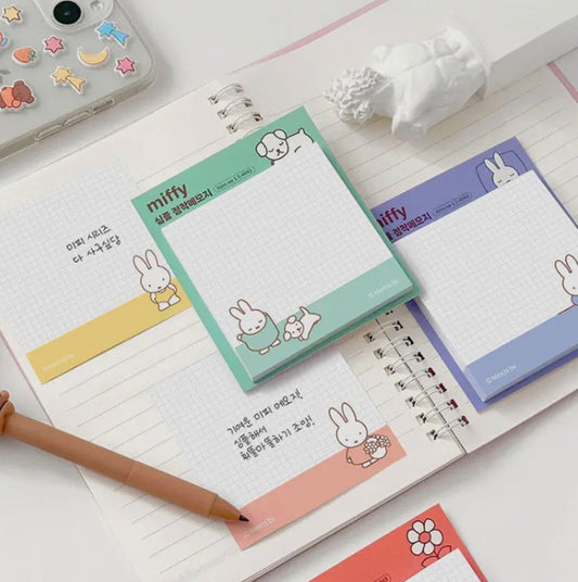 Miffy • Simple Grid Sticky Memo Pad
