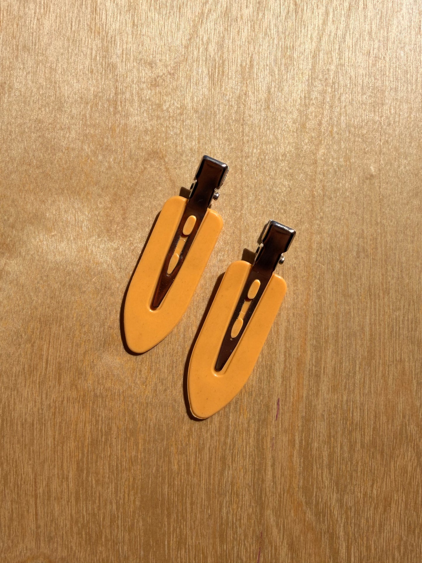 Gigil Studios • Set of 2 Clips