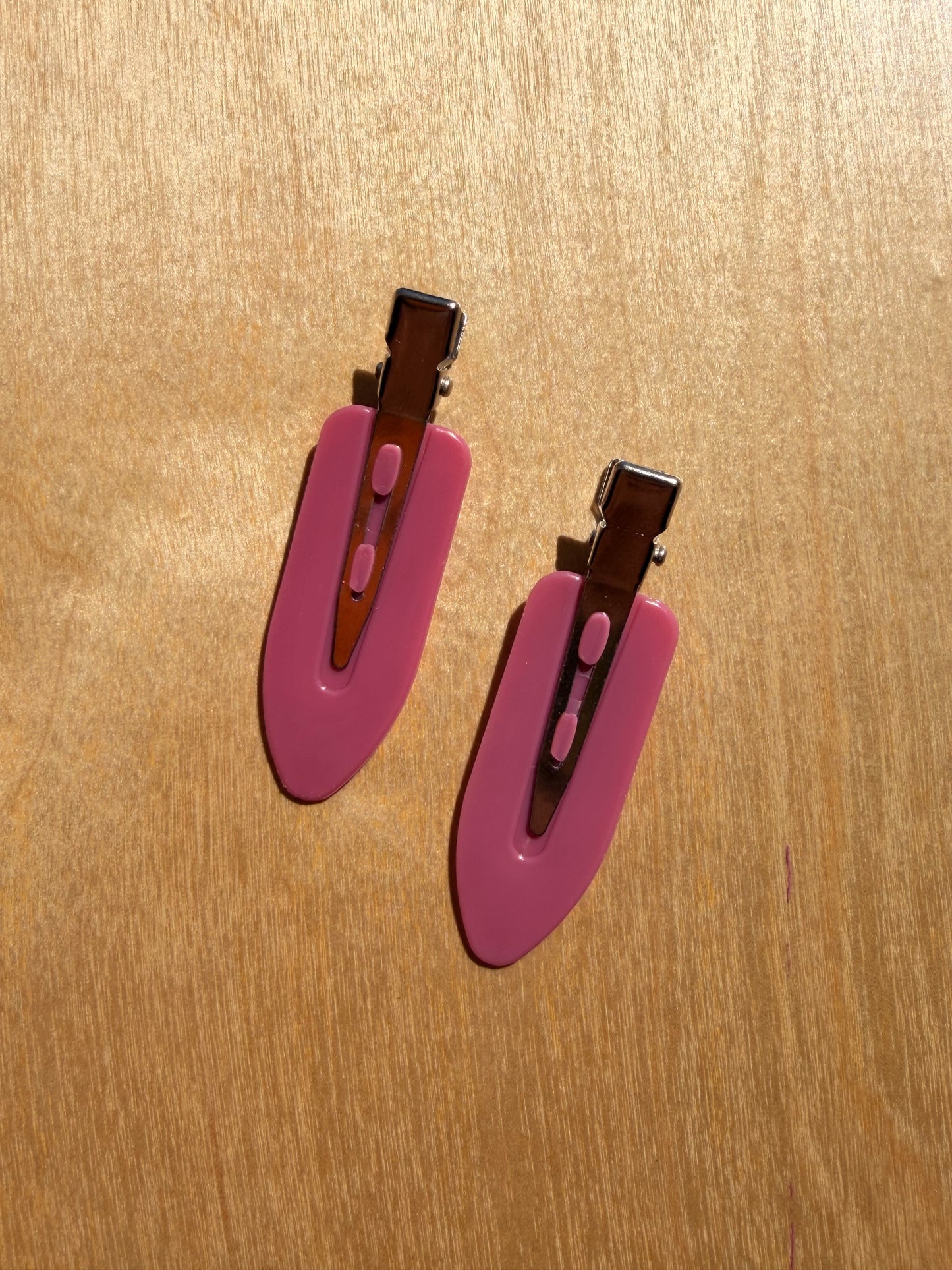 Gigil Studios • Set of 2 Clips